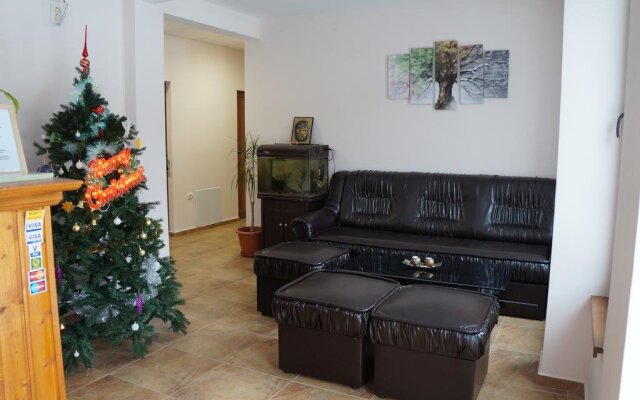 Family Hotel KrisBo