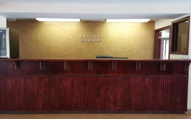 Tricove Inn & Suites