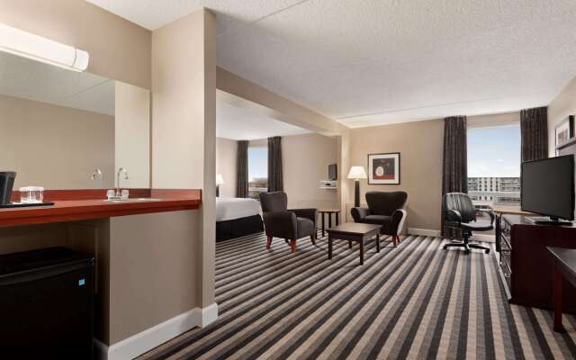 Royal Hotel Regina, Trademark Collection by Wyndham