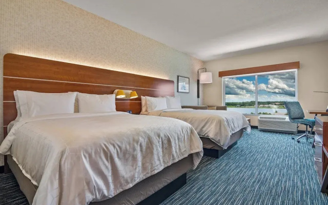 Holiday Inn Express Lake Buena Vista
