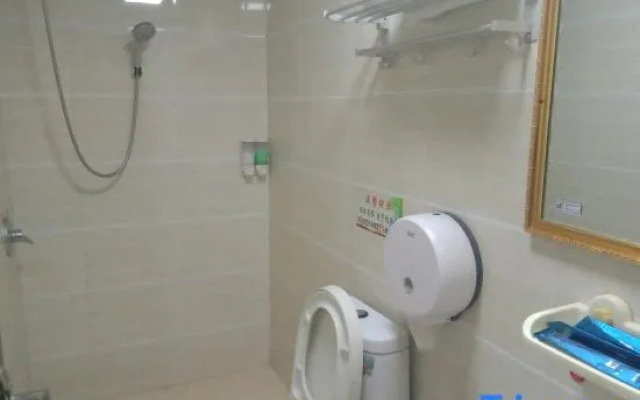 Zunyi Yutan Ziyang Hotel