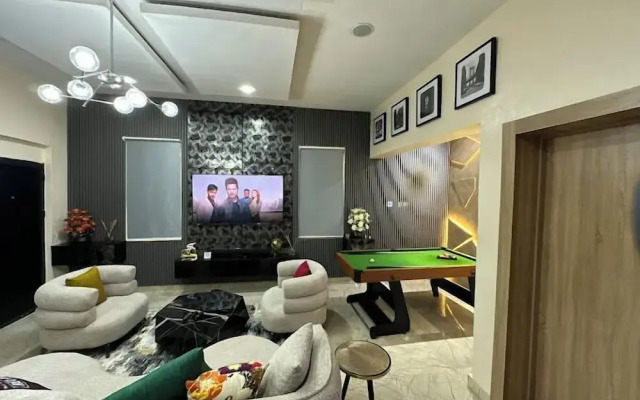 Clarus Apartments
