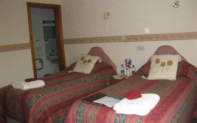 Fairhaven Christian Hotel