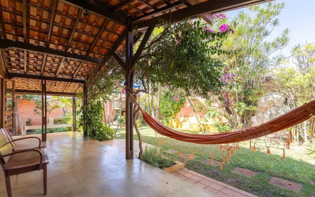 Charming House w/ BBQ in Vila Planalto Act029