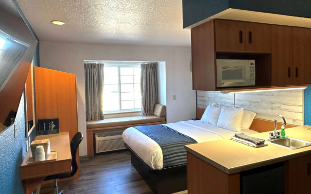 Microtel Inn & Suites by Wyndham Tomah