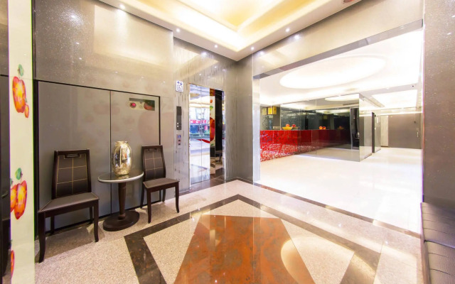 Vintage Apple Hotel