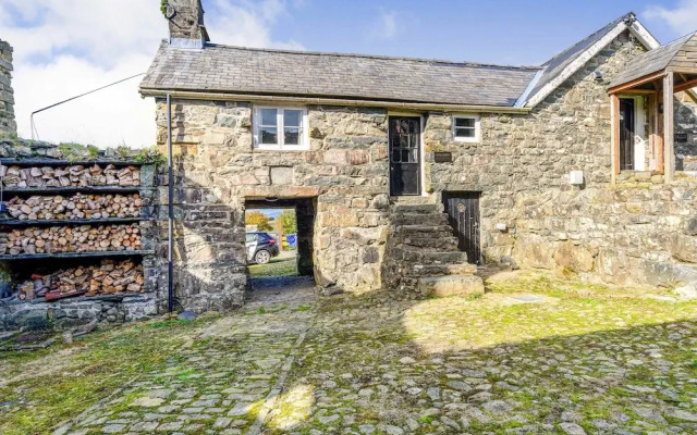 Host Stay The Hideaway