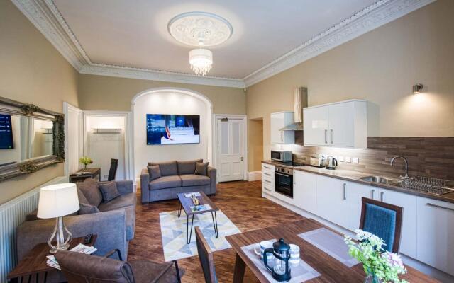Rosedene Highland House - Emperor Apartment 2