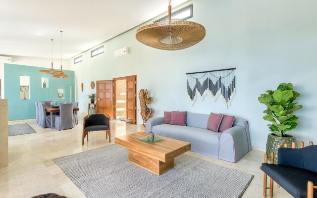 Villa Jamila by Cura Villas Collection