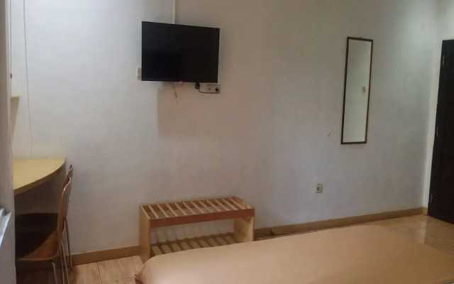 Aryani Suites