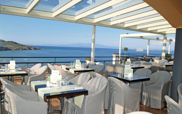 Sea View Resorts & Spa