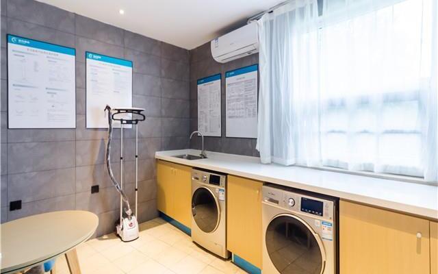 City Comfort Inn Qingdao Taidong Business District