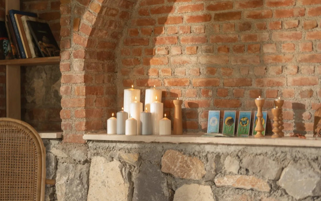 Izz Getaway – Adults Only