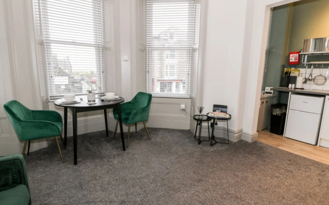 Emerald Suite