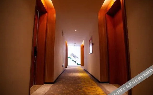 Sheqi impression Art Hotel