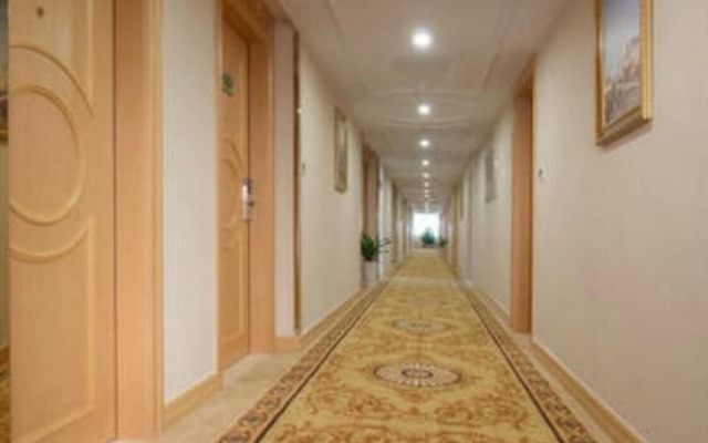 GreenTree Inn Shenzhen Dongmen Hotel