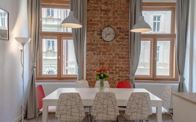 Apartment Florenc with 3-bathrooms & bedrooms
