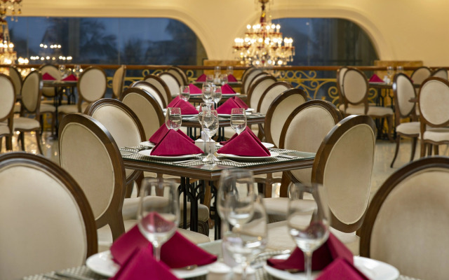 Eden Hotel