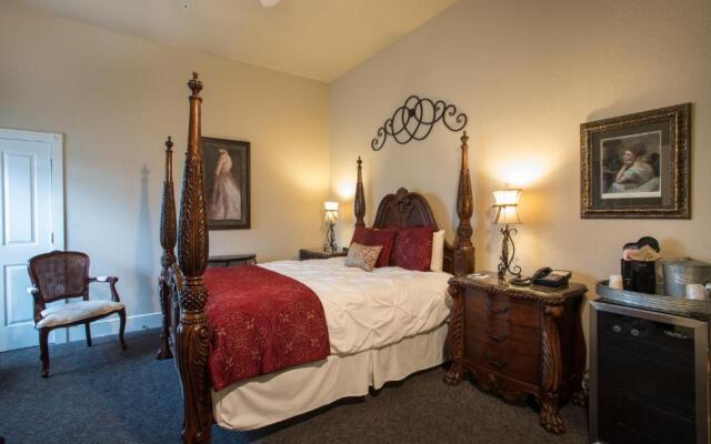 Gruene River Hotel & Retreat