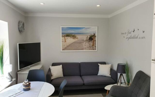 Romantic Apartment Near Seabeach