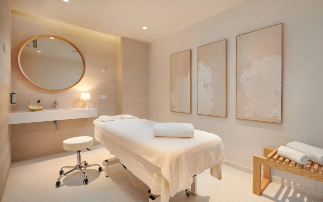 Hipotels Bahía Grande Aparthotel