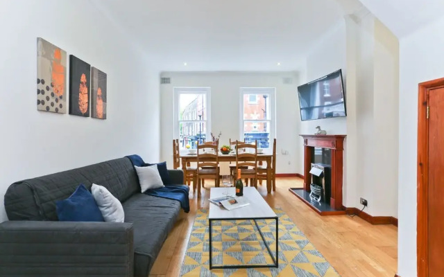 Platinum Apartments in Farringdon 9980