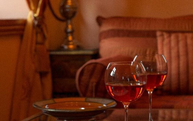 Nikos Takis Fashion Boutique Hotel