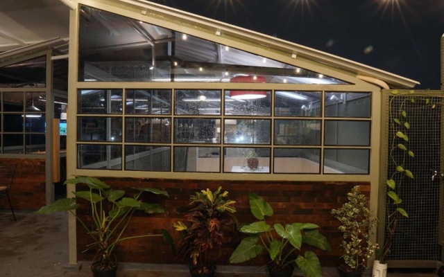 Tuju Abuserin Syariah – Lobby – Jakarta