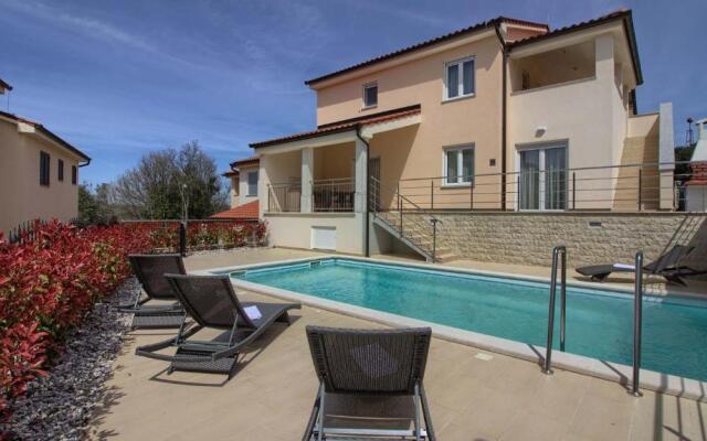 Charming villa Marisol 200m from the beach