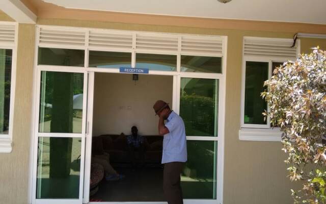 United Motel Entebbe