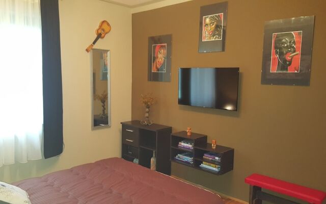 Riko & Mima Apartment