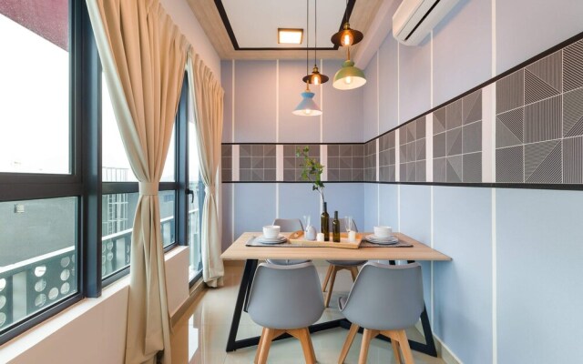 New! Contemporary 1BR Apartment @ Near Klcc