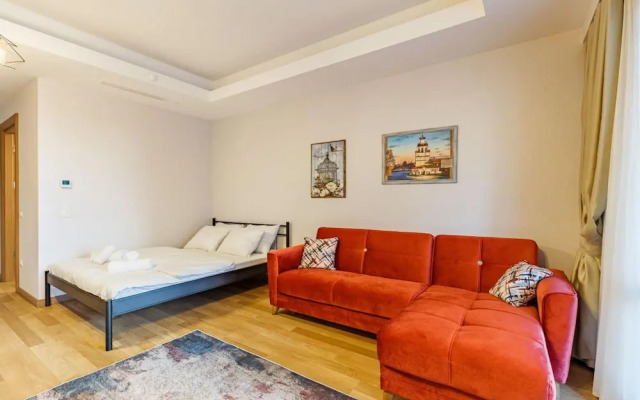 Modern Studio Flat With City View in Sariyer