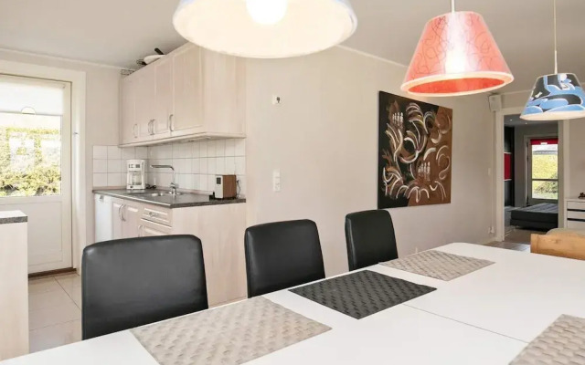10 Person Holiday Home in Rodvig Stevns-by Traum