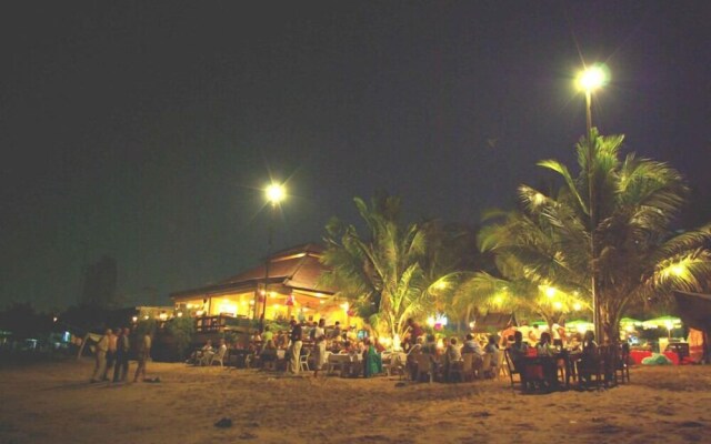 Sea Falcon Hotel