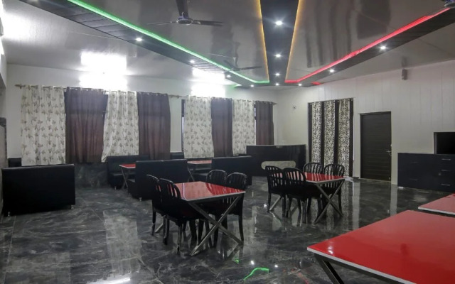 Satkar Hotel By OYO Rooms