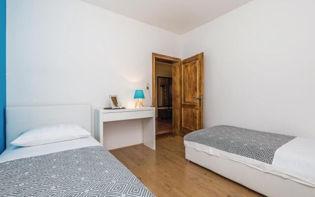 Beautiful Home in Povljana With Wifi and 2 Bedrooms