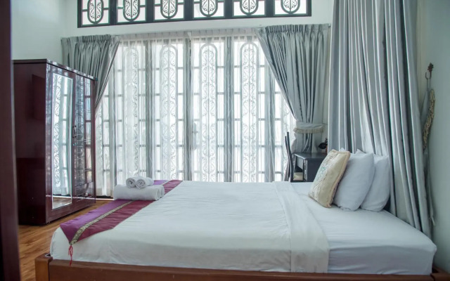 New Season Riverside Hotel