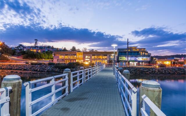 Merimbula Lakeview Hotel