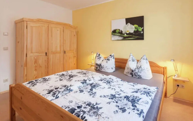 Spacious Apartment in Weissig With Garden