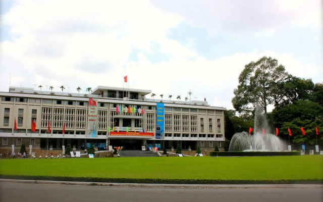 Vilion Central Hotel