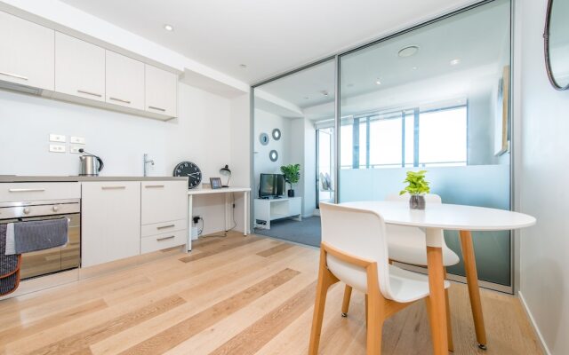 Jht 1 Brm Apartment Queen St Seaview