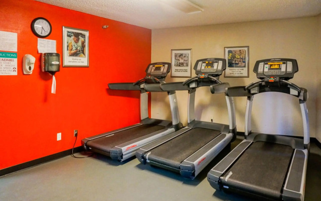 Vanllee Hotel and Suites