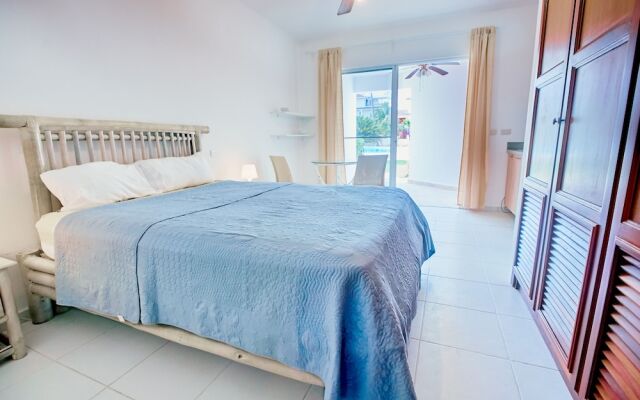 Los Corales Village - Las Terrazas Condo