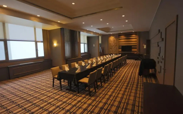 Jura Hotels Kervansaray Uludag