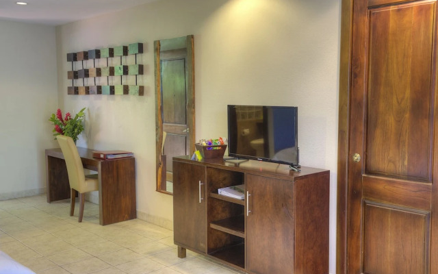 Hotel Pumilio
