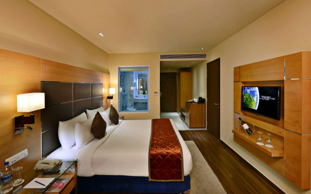 Country Inn & Suites by Radisson, Goa Panjim – Guest Rooms – Panaji