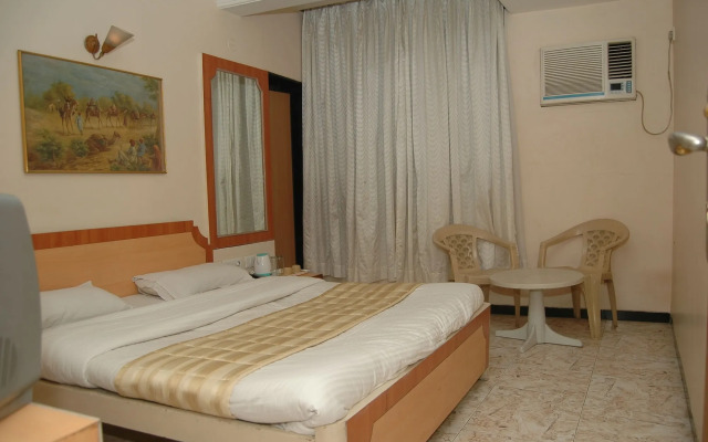 Hotel Alka Residency