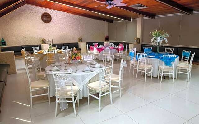 Hotel Plaza Palmas
