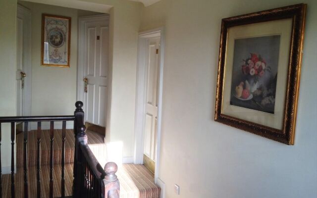 Burford Lodge Hotel